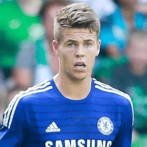 多平台观看-荷兰国脚范金克尔因伤退役，曾效力切尔西、米兰|埃因霍温|AC米兰|维特斯|荷兰杯|ac米兰_新浪体育_新浪新闻