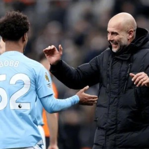 体育赛事-曼城22岁挪威前锋鲍勃或离队，转会费预计3000万英镑|瓦勒伦加|挪威国脚|瓜迪奥拉|奥斯卡·鲍勃|伯恩茅斯_新浪体育_新浪新闻